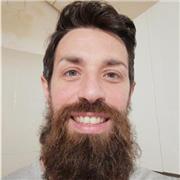 Salve, sono un diplomato dell'Accademia di Belle Arti di Napoli. Posso impartire lezioni di disegno dal vero, tecniche del chiaroscuro, pittura ad olio ed acrilici